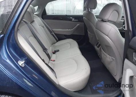 2017 Hyundai Sonata Limited z USA, uszkodzony, nr VIN 5NPE34AF1HH489479